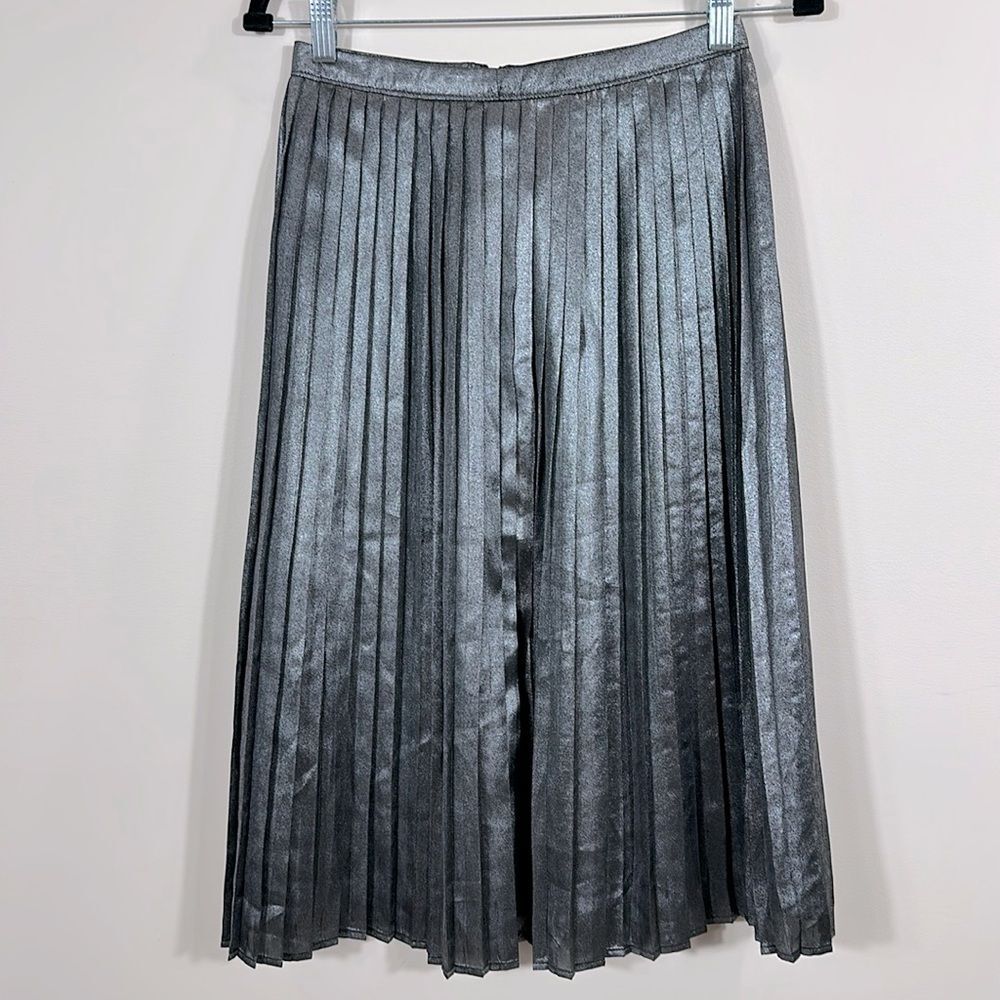 Abercrombie and Fitch Grey Silver Metallic Pleated Midi Skirt Women Size Small